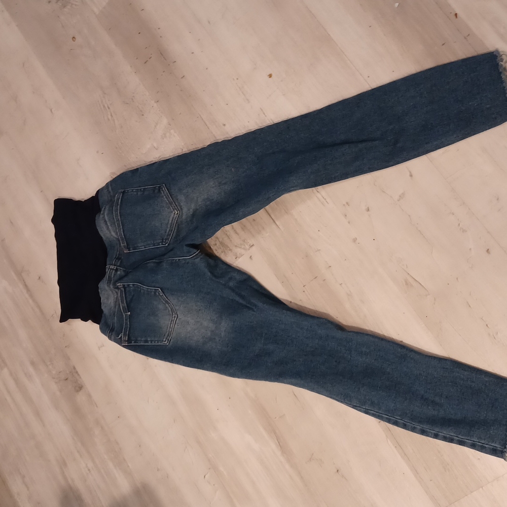 Maternity jeans